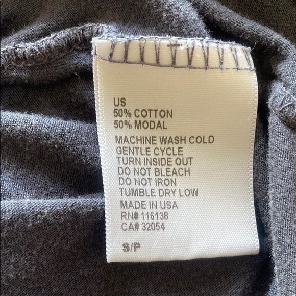 Gray Pineapple Graphic Tee - Picture 8 of 8